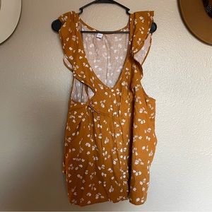 OLD NAVY Women’s floral Button Down Ruffled Tank Top Shirt